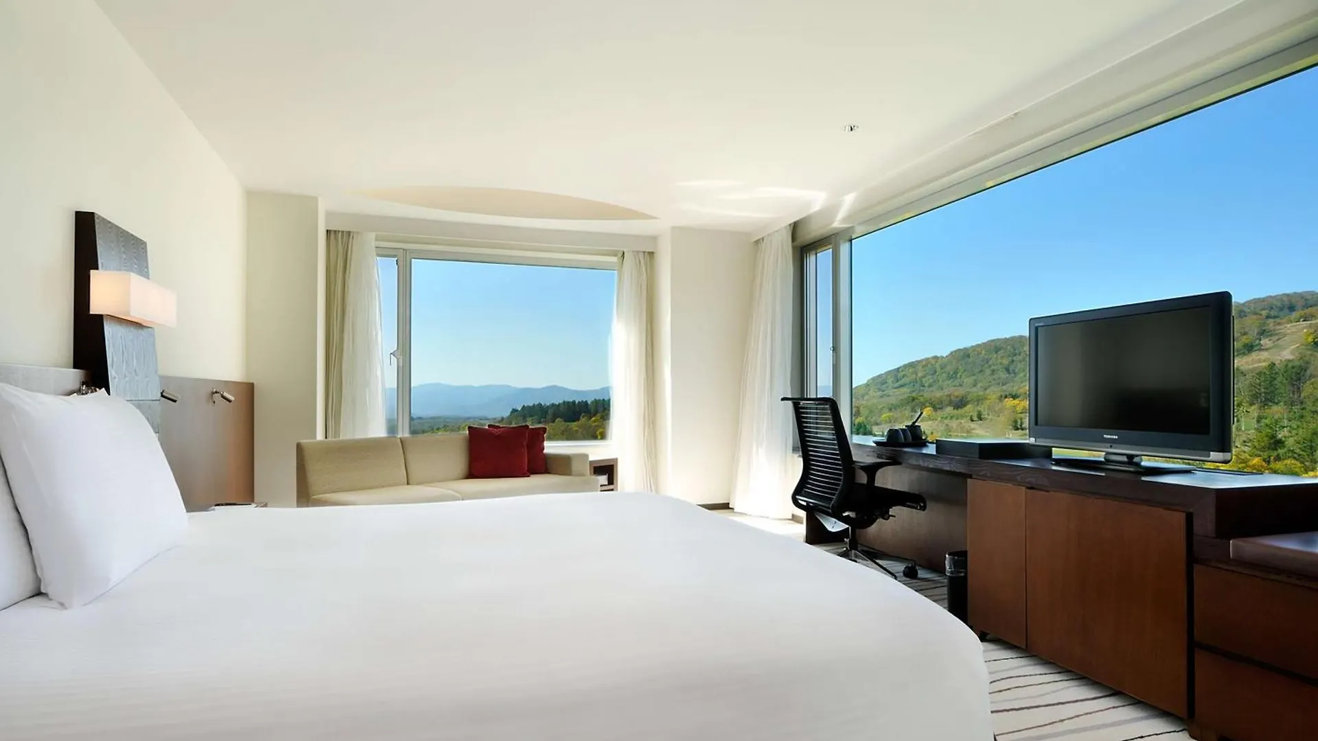 Курортный комплекс Hilton Niseko Village